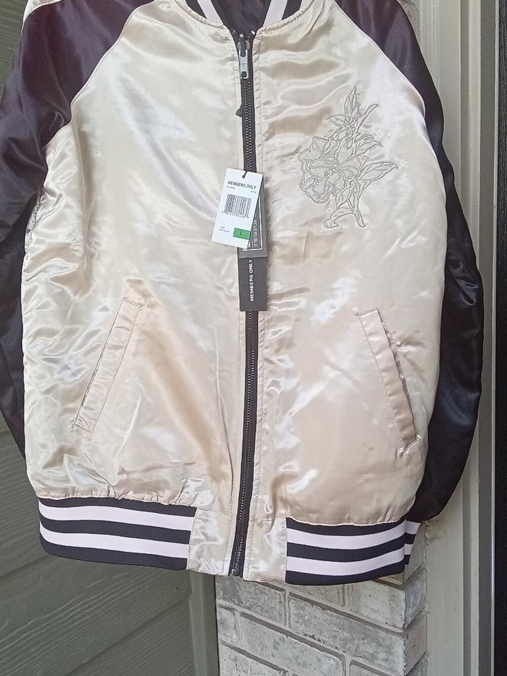 Member only reversible souvenir jacket in a beautiful, silky satin.